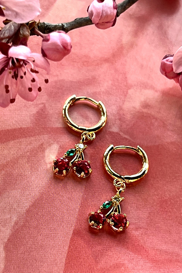 Fruit Earrings | Cherry Red | Øreringe med sten fra Birdsong