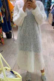 Camilla V Neck Mohair Dress | White | Kjole fra American Dreams