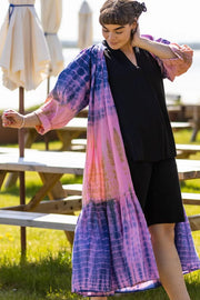Diaz Tie Dye Long Kimono | Rose/Blue | Kimono fra Black Colour