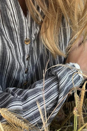 Gemma Striped Blouse | Black Stripes | Bluse fra Gossia
