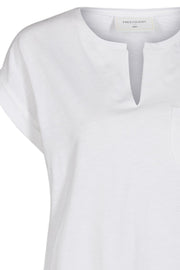 Viva V SS Pocket Basic | Brilliant white | T-shirt fra Freequent