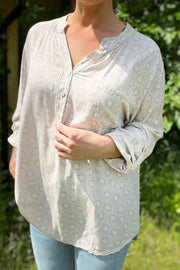 8053 Shirt | Magurit Sabbia | Skjorte fra Marta du Chateau