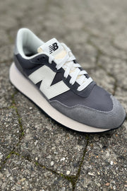 237 | Magnet/Castlerock | Sneakers fra New Balance