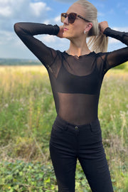 Coco Mesh Top | Sort | Mesh bluse fra State Bird
