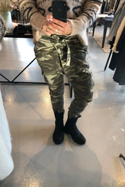 Chill Pant | Army dusted camouflage | Bukser fra Gossia