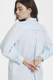 PhillyKB Long Shirt | Xenon Blue | Oversize skjorte fra Karen By Simonsen