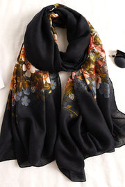 Lovely  Scarf | Flowers/Black | Tørklæde fra Lazy Bear