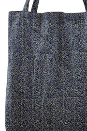 Lulu Blossom Shopper | Dark Blue | Net taske med print fra Black Colour