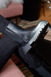 Marina Boot | Black | Støvler fra Lazy Bear
