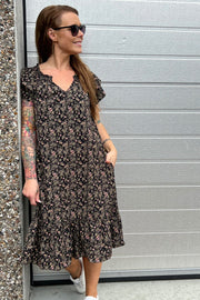 Sunrise Crop Ming Flower Dress | Black | Kjole fra Co'couture