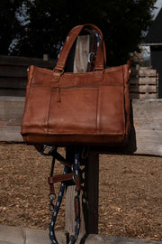 Molly Urban Bag Large | Walnut | Stor brun taske fra RE:DESIGNED