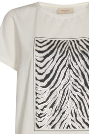 Nola Tee Zebra | Offwhite | T-shirt med tryk fra Freequent
