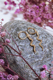 Hina Snake Hoops | Guld | Øreringe med slanger fra Coi