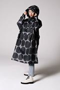 Schwarzer Polka-Poncho | Schwarz | Regenponcho von Rainkiss 