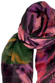 Rainbow Scarf | Pink | Tørklæde med print fra Black Colour