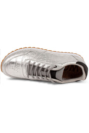 Ydun Croco Shiny | Silver | Sneakers fra Woden