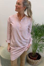 Jennifer | Storskjorte med striber fra Sofie Schnoor