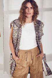 Felicia Animal Tech Vest | Bone | Jakke fra Co'couture