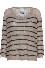 Bille | Baby pink fine stripe | Sweater fra Project AJ117